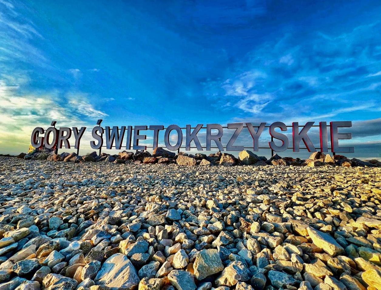 Hotelowe Pokoje Paris -Rynek Centrum- City One Kielce Exteriér fotografie